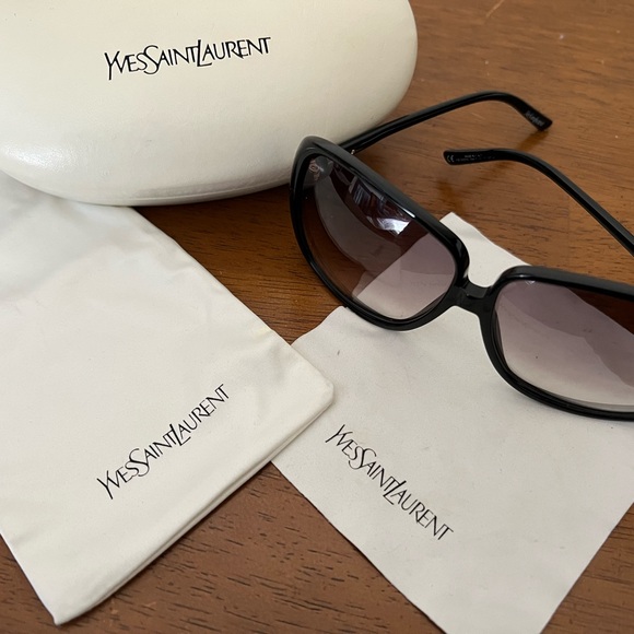 Yves Saint Laurent Accessories - YSL Woman’s Sunglasses Black